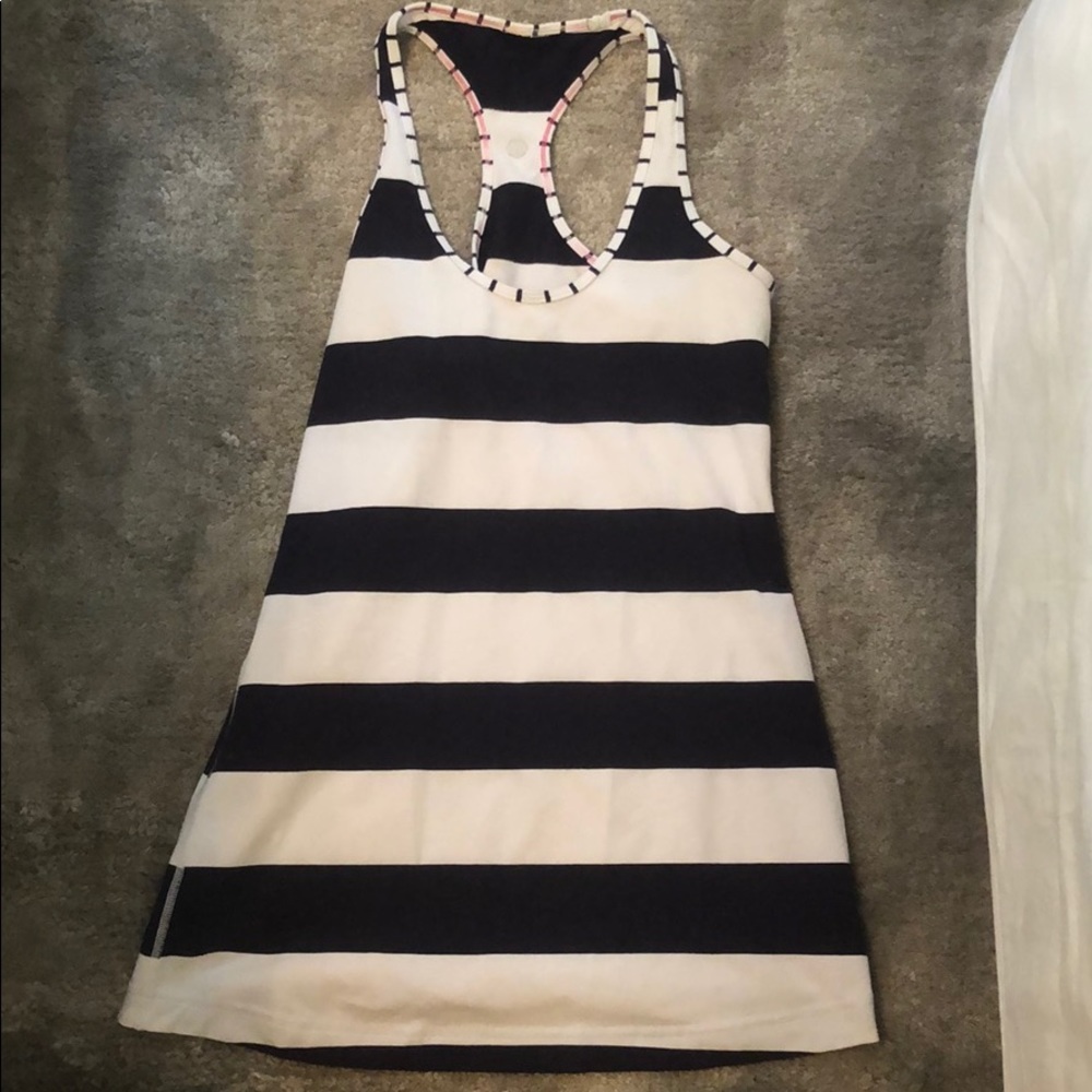 Lululemon tank top